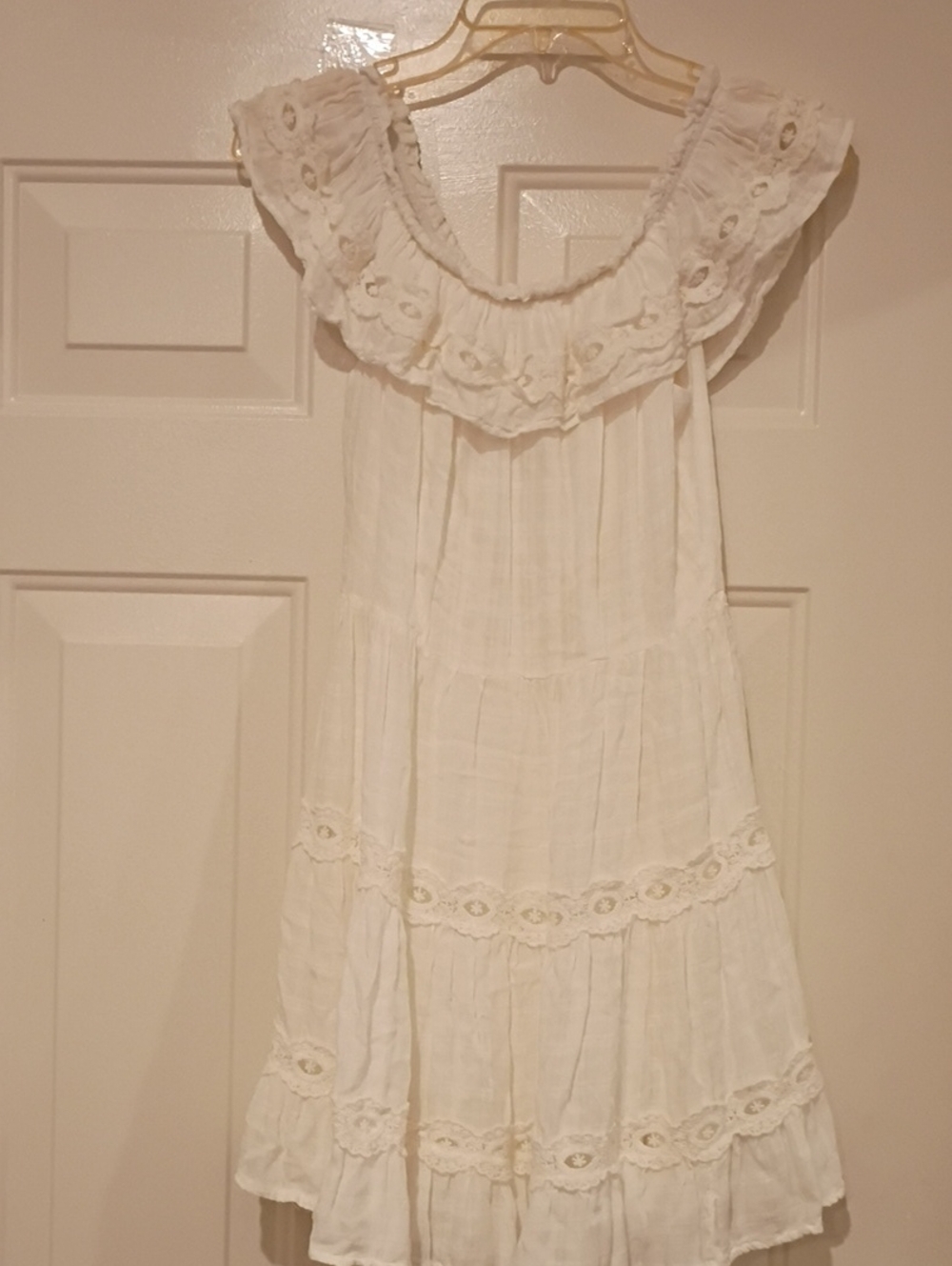 Xhilaration White Eyelet Ruffle Tiered Dress